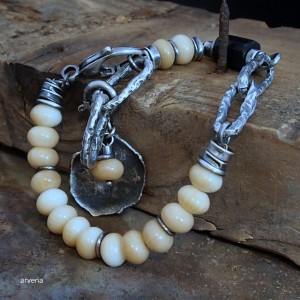 KORAL NATURALNY - BRANSOLETKA 01