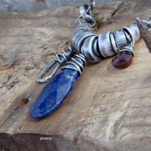Lapis lazuli,granat - naszyjnik 01