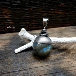 Labradoryt - wisiorek