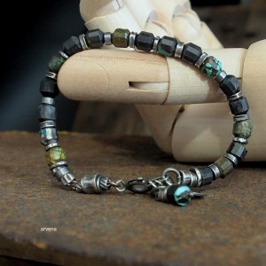 Turkus w skale wulkanicznej