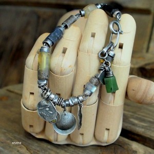 " NOV" - bransoletka 01