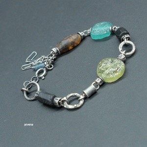 Bursztyn w towarzystwie- bransoletka 07