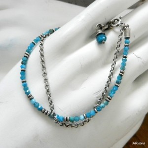 APATYT V - minimalistyczna