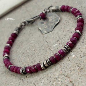 Rubiny ciemnokrwiste - bransoletka