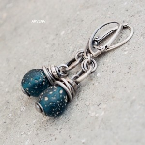 SZKŁO AFRYKAŃSKIE 05  -ZIELONE KOLCZYKI